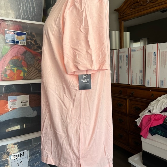 Pink Tshirt - Picture 2 of 8